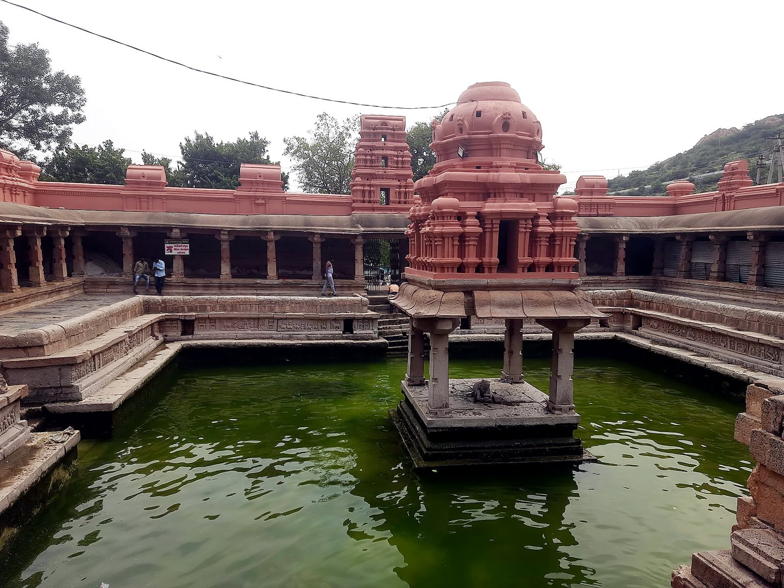 yaganti-temple.jpg