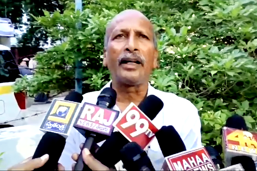 Ex-Minister-Rajani-who-grabbed-the-land.png