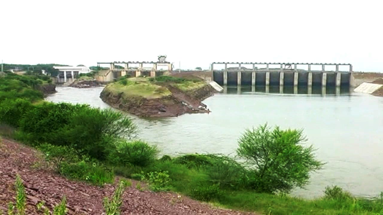 Pothireddypadu-Head-Regulator.jpg